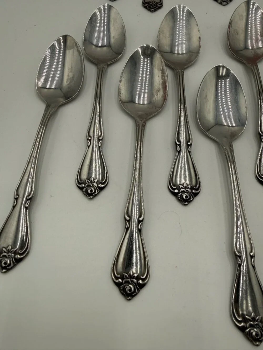 Vintage Rogers Oneida Arbor Rose Flatware 27 Pcs Forks Spoons Knives Silverware